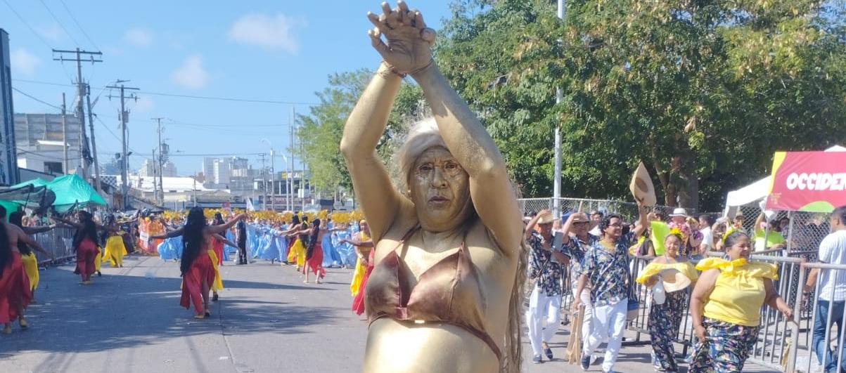 Jhony Conrrado disfrazado de Shakira.