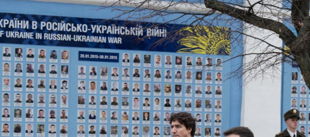 El primer ministro canadiense, Justin Trudeau; la primera ministra italiana, Giorgia Meloni; el presidente ucraniano, Volodímir Zelenski; la presidenta de la Comisión Europea, Ursula von der Leyen, y el primer ministro belga, Alexander De Croo.