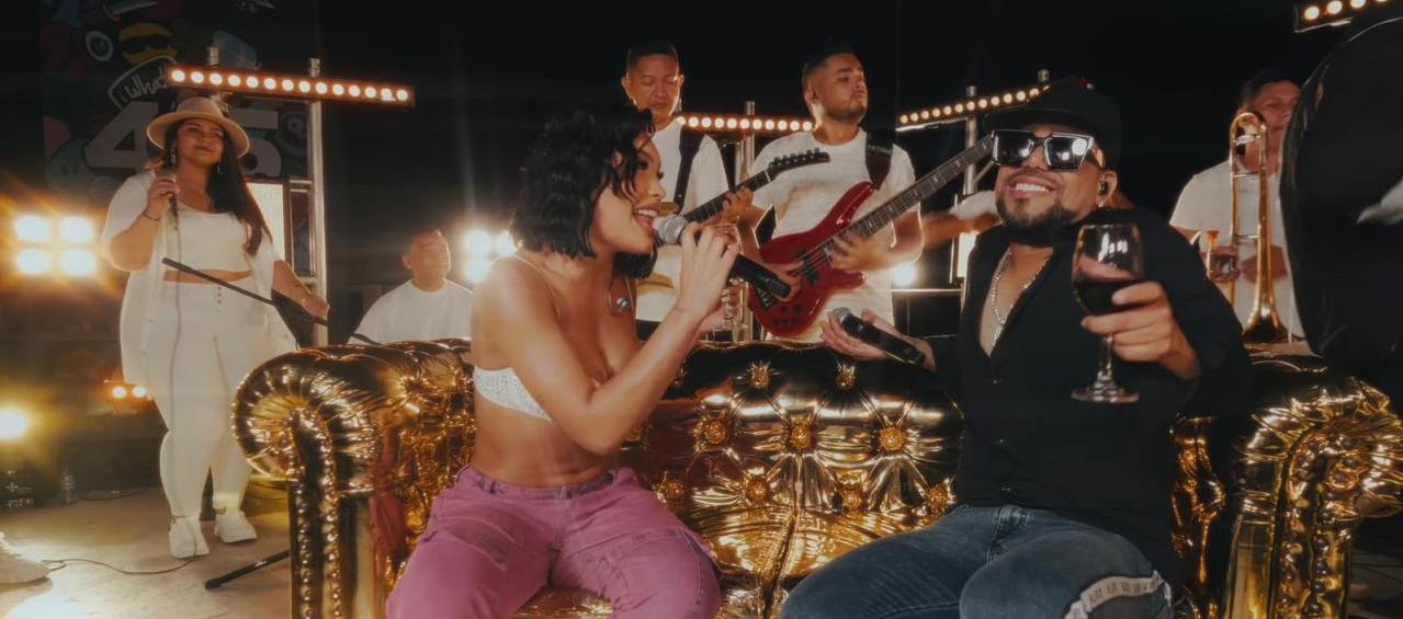 Yader Romero y Campillo junto a la cantante Ana del Castillo.