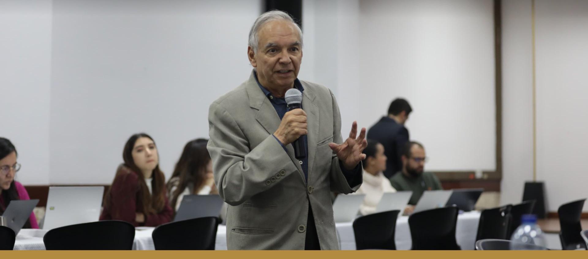 Ricardo Bonilla, ministro de Hacienda y Crédito Público.