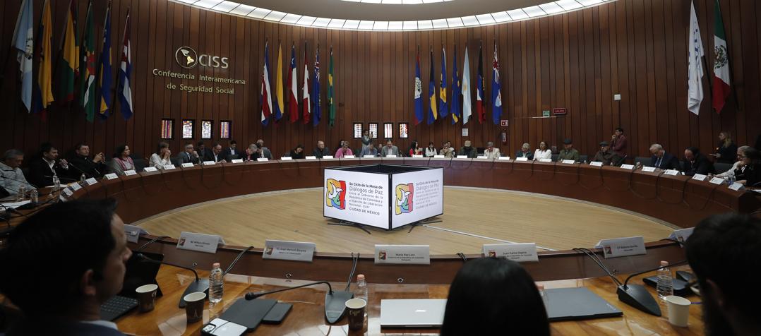 En el sexto ciclo de los diálogos la prioridad es el cese bilateral al fuego. 