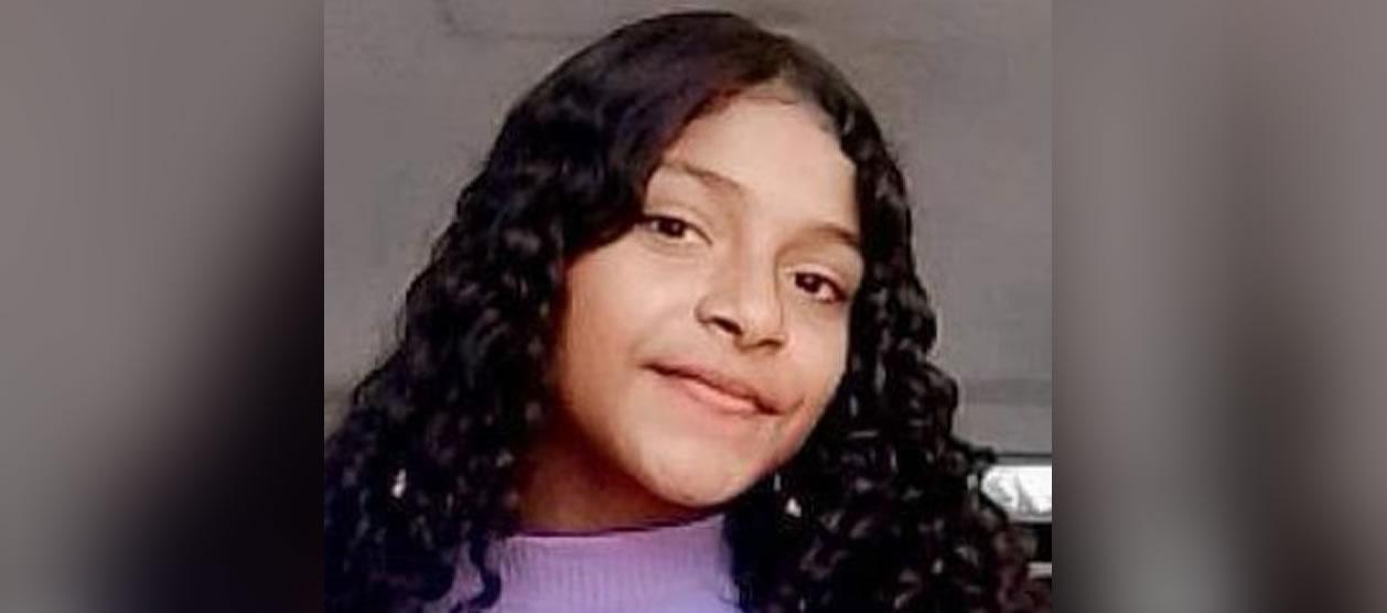 Alejandra Carolina González Julio. 