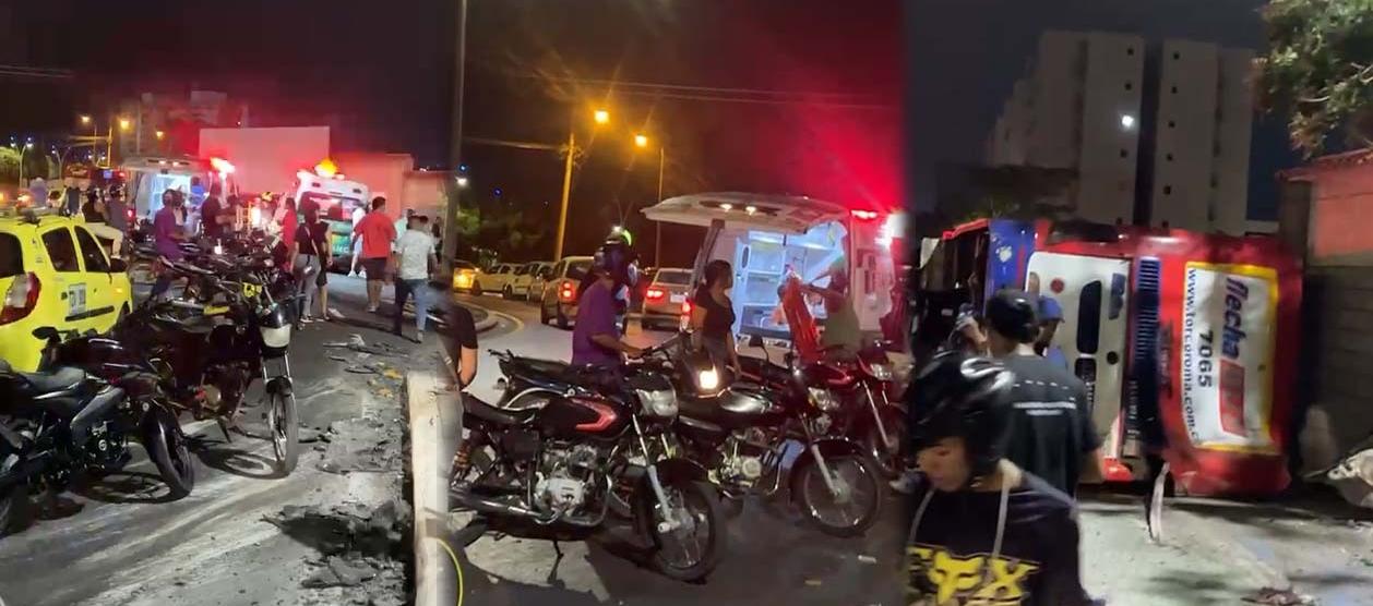 Accidente de bus en Santa Marta con saldo de dos muertos. 