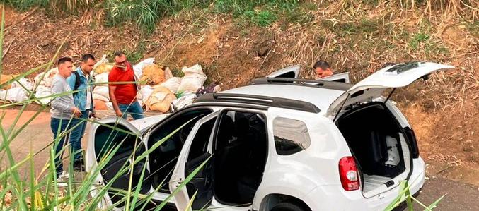 El vehículo fue hallado en el kilómetro 3+100.