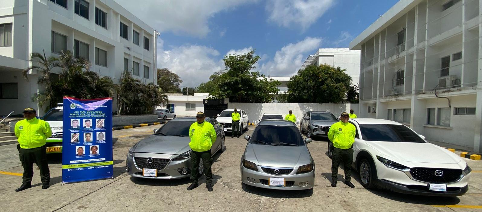 Capturados y vehículos incautados.