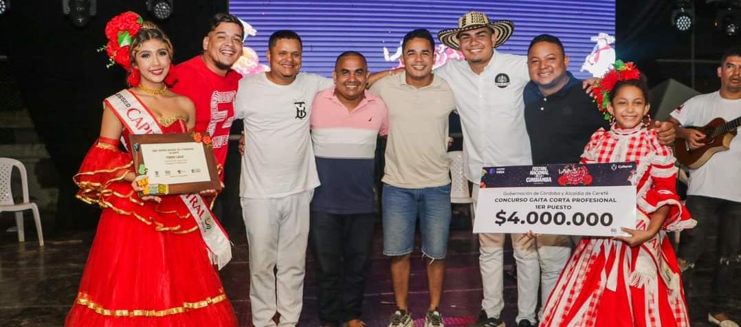 El Festival Nacional de la Cumbiamba deleitó a los habitantes de Cereté con distintas muestras culturales.