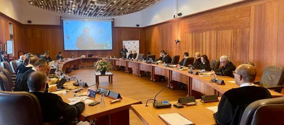 La Corte Suprema ahora tiene como máxima candidata a Luz Adriana Camargo.