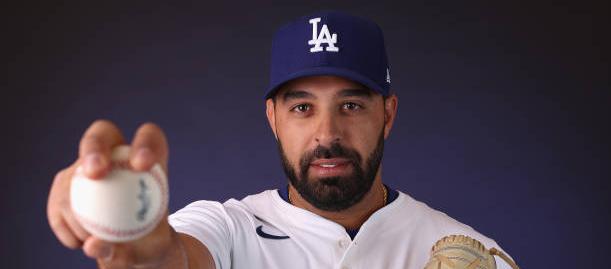 Nabil Crismatt tiene 29 años.