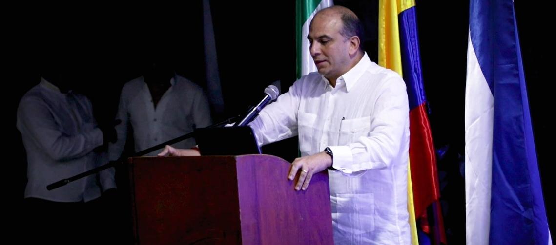 El Defensor del Pueblo, Carlos Camargo.