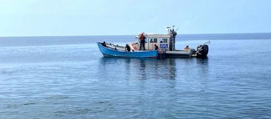 Lancha interceptada por la Armada Nacional. 