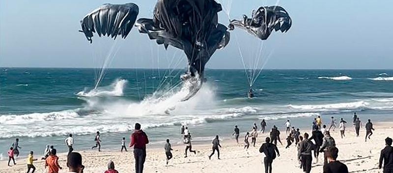 Estados Unidos lanzó ayuda humanitaria en Gaza.