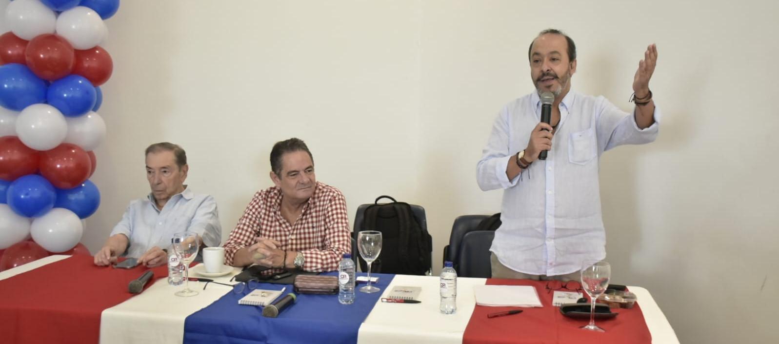 German Córdoba, director de Cambio Radical, junto a Fuad Char y Germán Vargas Lleras.