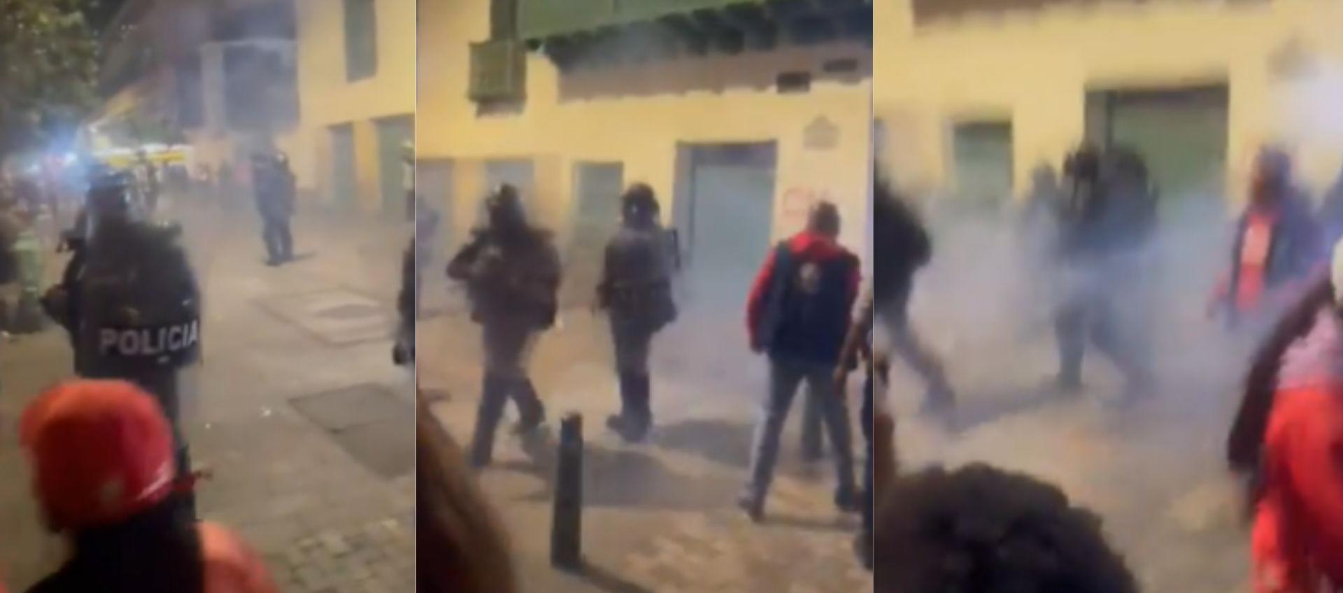 Policía dispersa la marcha del Día de la mujer.