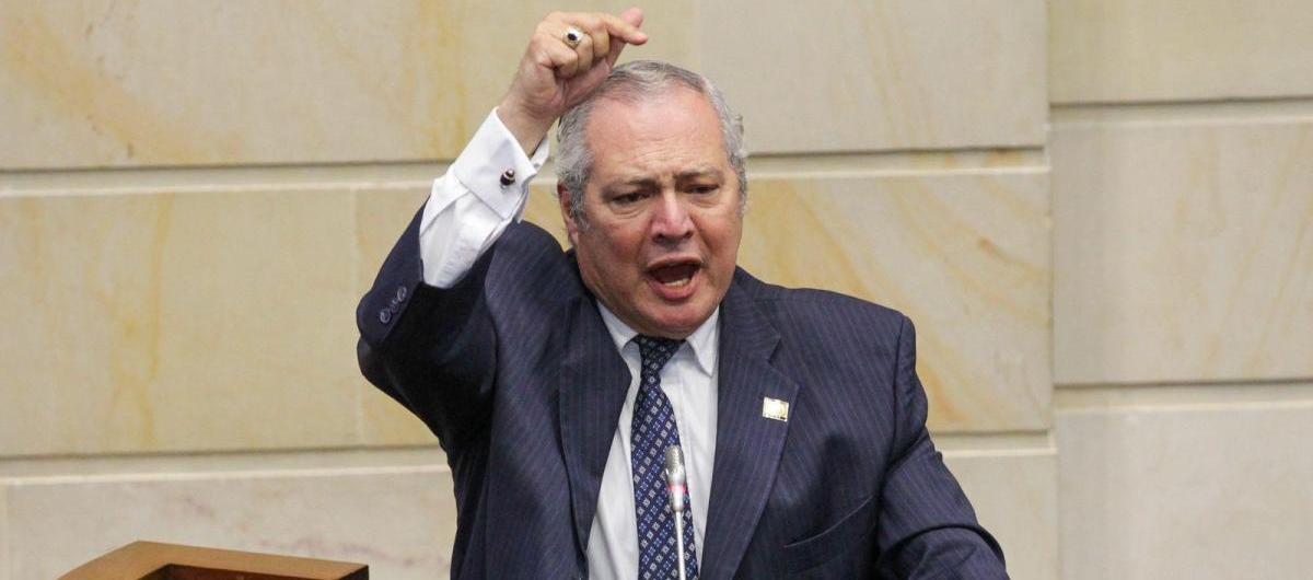 Iván Name, presidente del Senado.