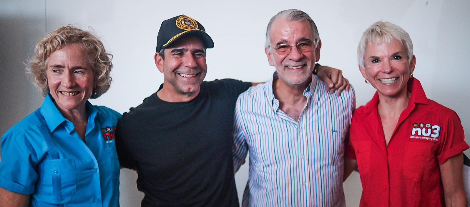 Francis Zylberblum, vicepresidenta de Nu3; el alcalde Alejandro Char, el gobernador Eduardo Verano y la presidenta de Nu3, Mónica Schaer.