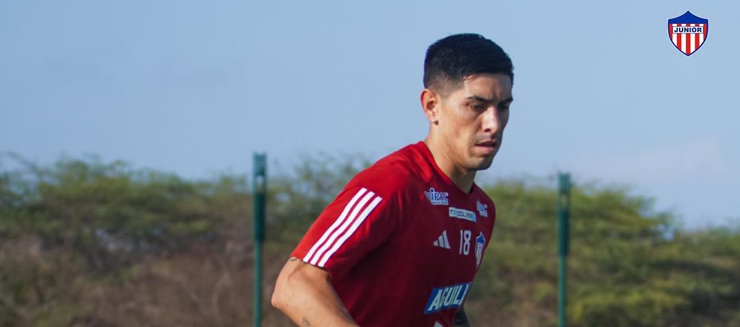 Emanuel Olivera tiene 33 años.