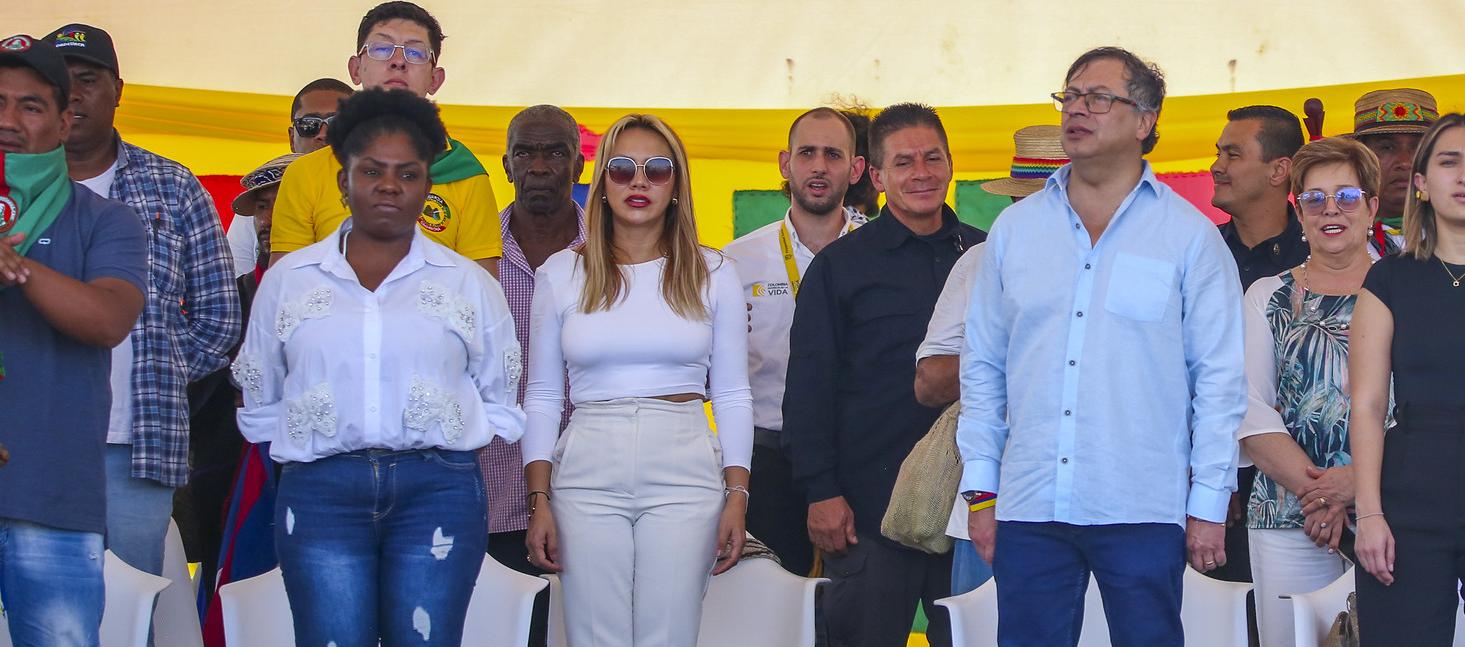 La vicepresidenta Francia Márquez y el Presidente Gustavo Petro en Puerto Resistencia.