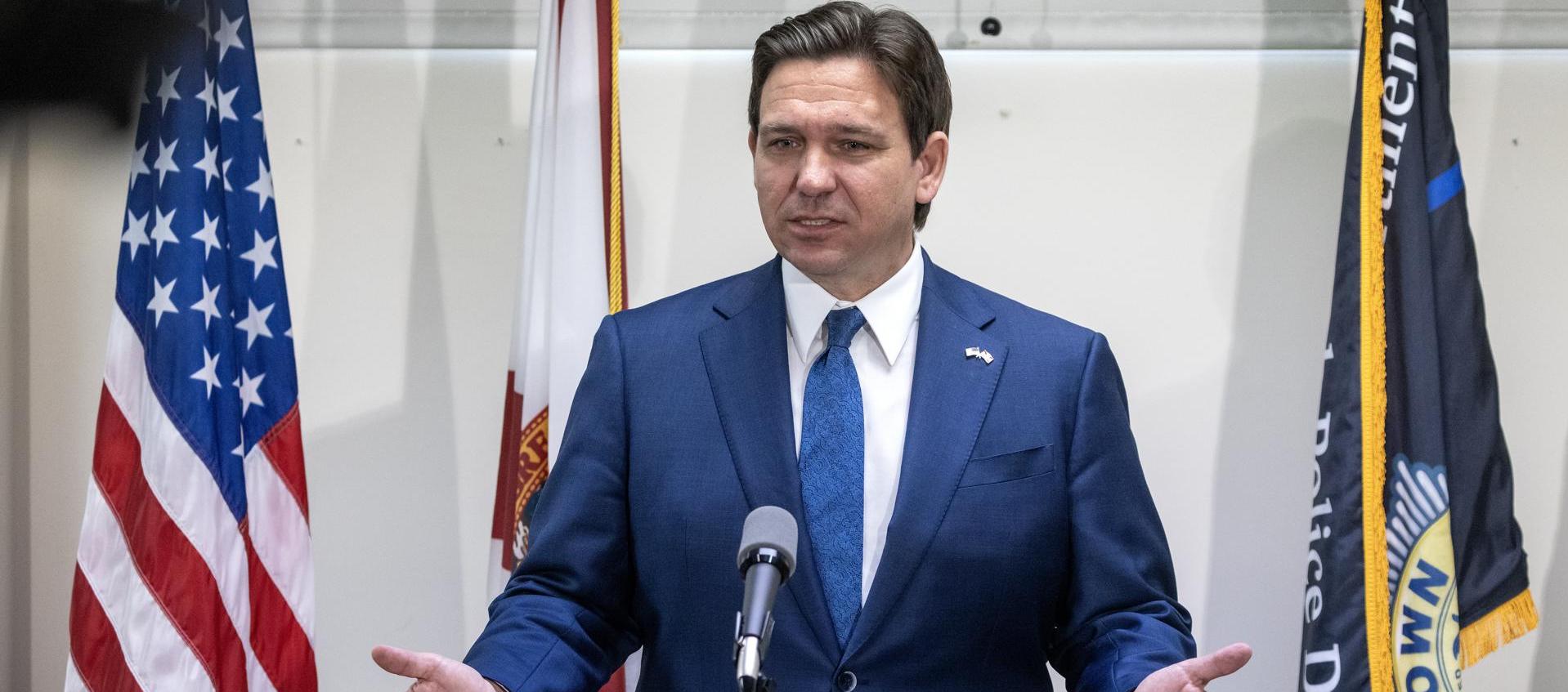 Gobernador del estado de Florida, Ron DeSantis. 