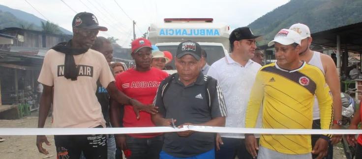 Alias 'Gafas' fue el encargado de cortar la cinta inaugural 