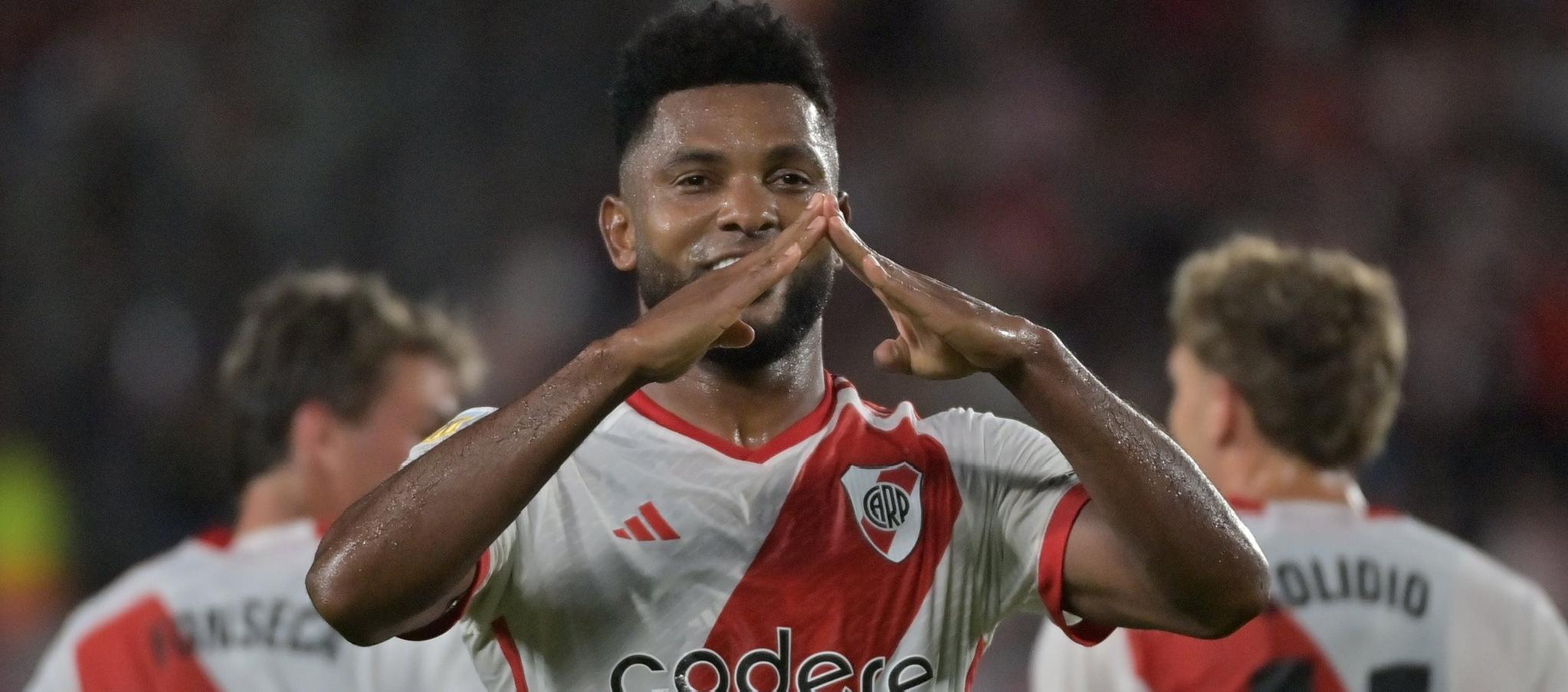 Miguel Ángel Borja es el máximo goleador de la Copa de la Liga Argentina. 