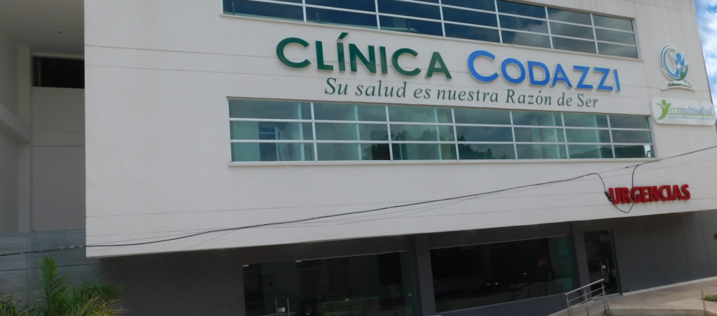 Clínica Codazzi en donde fueron atendidos dos de los menores