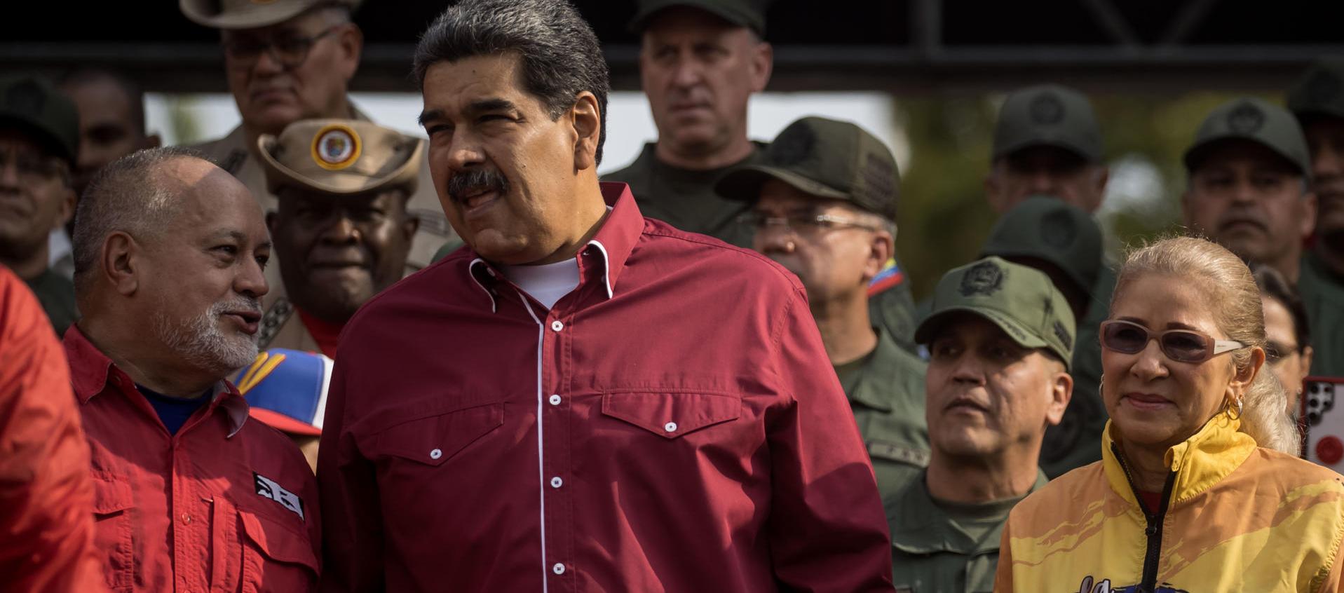 El presidente de Venezuela, Nicolás Maduro, la primera dama, Cilia Flores, y el vicepresidente Diosdado Cabello