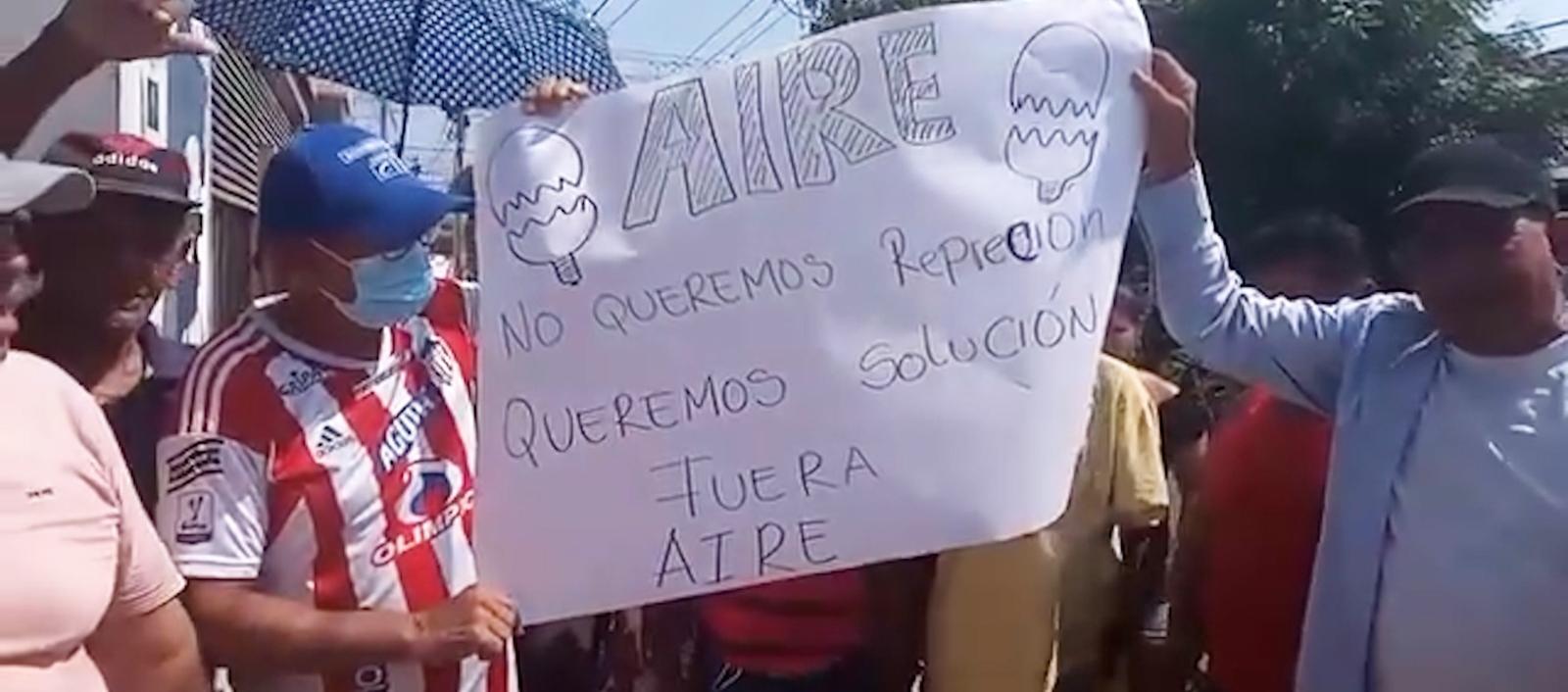 Las protestas de usuarios de Air-e en American Bar, Soledad