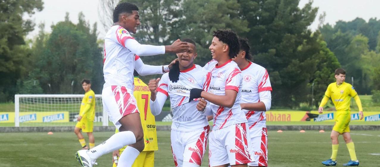 Celebración de uno de los goles de la selección Atlántico Sub-15.