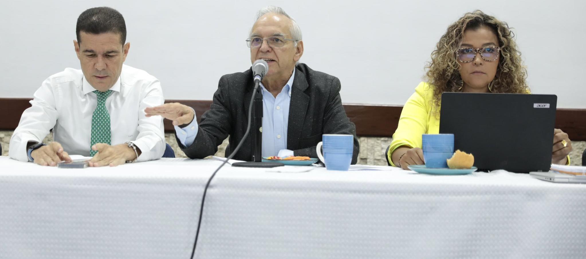 El Ministro de Hacienda, Ricardo Bonilla.