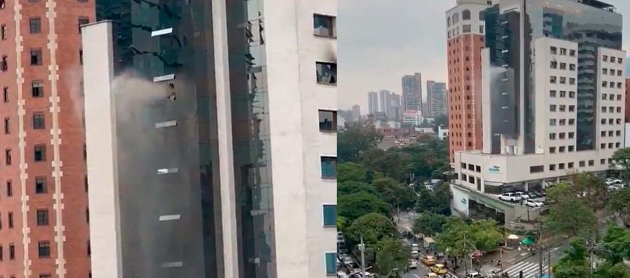 Por una ventana del consultorio salía humo tras el incendio provocado.