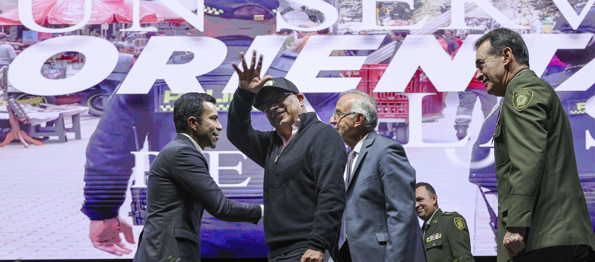 Gustavo Petro durante el evento de Policía.