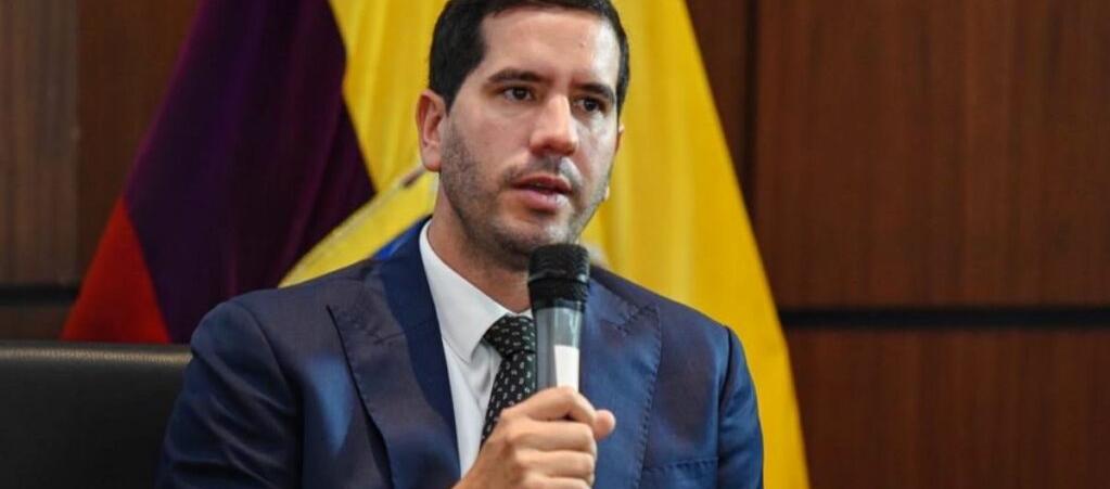 Roberto Luque, ministro de Minas de Ecuador
