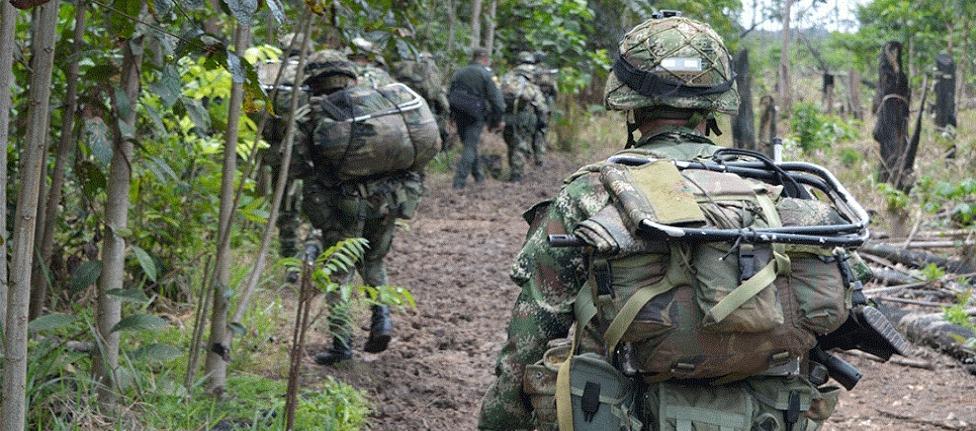 Miembros del Ejercito Nacional