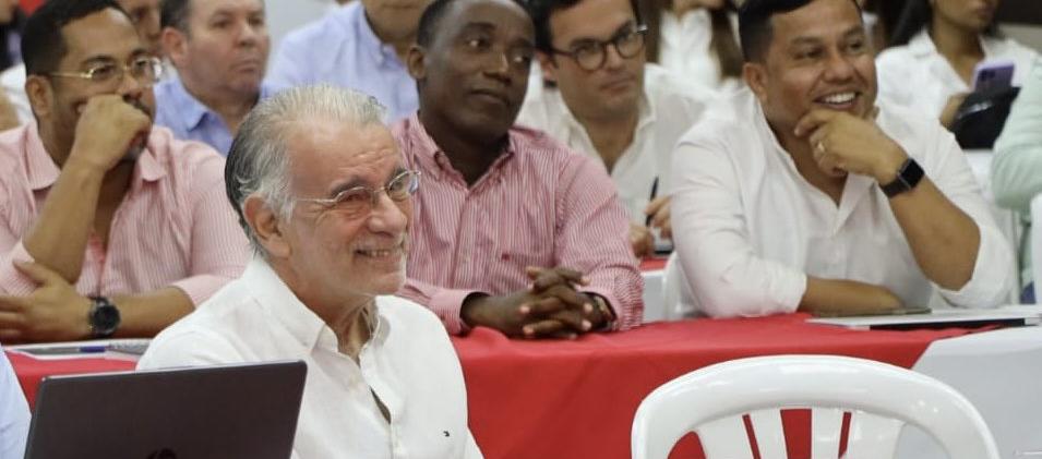 El gobernador Verano en la presentación este lunes de su plan plurianual