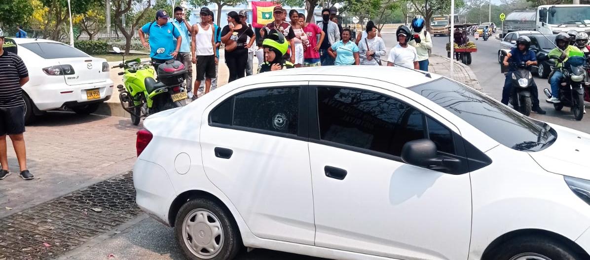 Vehículo en el que se movilizaba la víctima. 