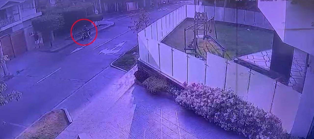 Ocurrió en la carrera 59 con calle 81, frente al Edificio La Rochelle.