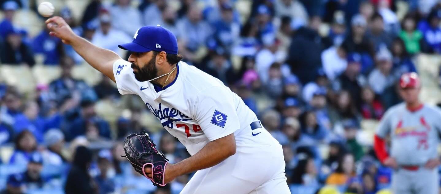 Nabil Crismatt ganó un juego con los Dodgers el pasado 31 de marzo. 