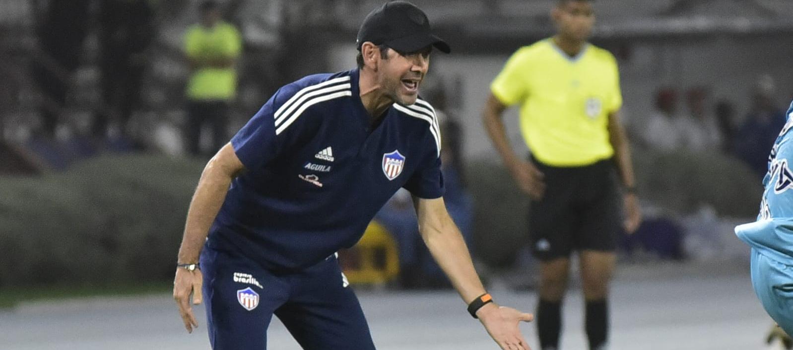 Arturo Reyes, director técnico del Junior. 