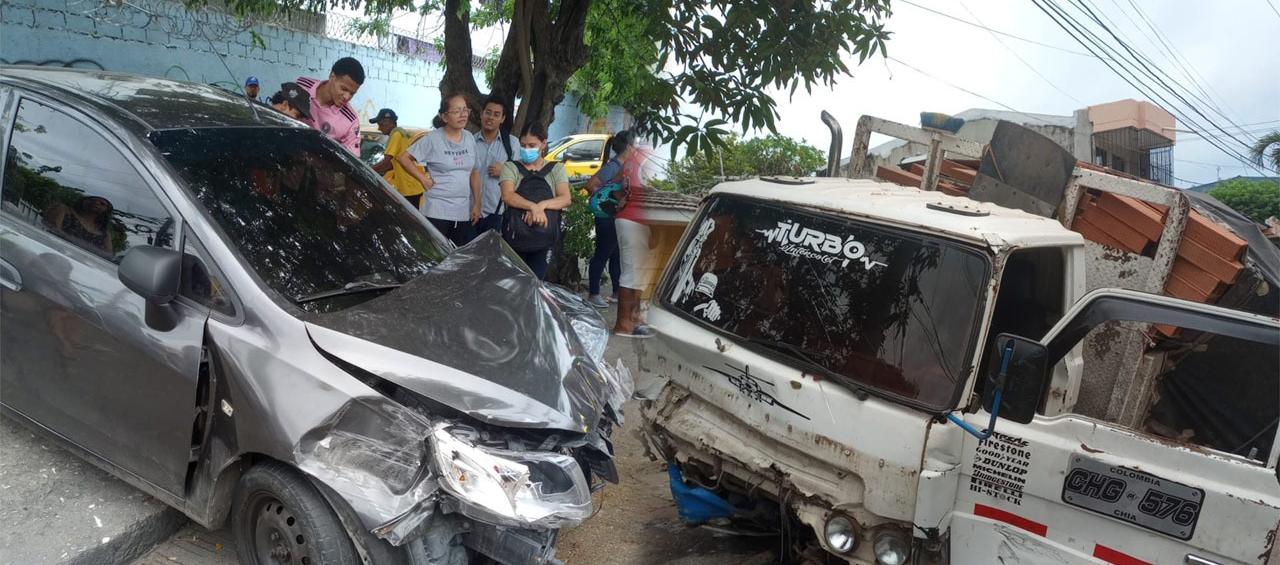 Accidente de tránsito en el barrio Olaya de Barranquilla. 