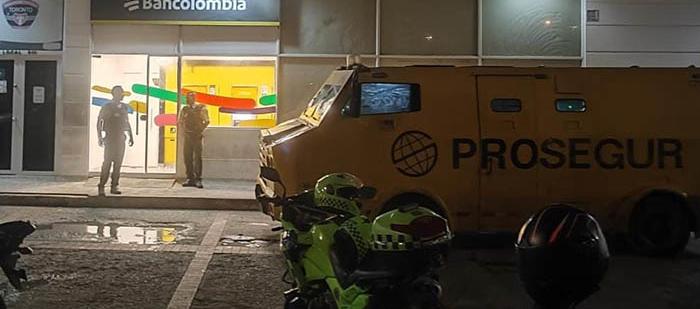 Camión de valores asaltado en la noche del viernes en Santa Marta. 