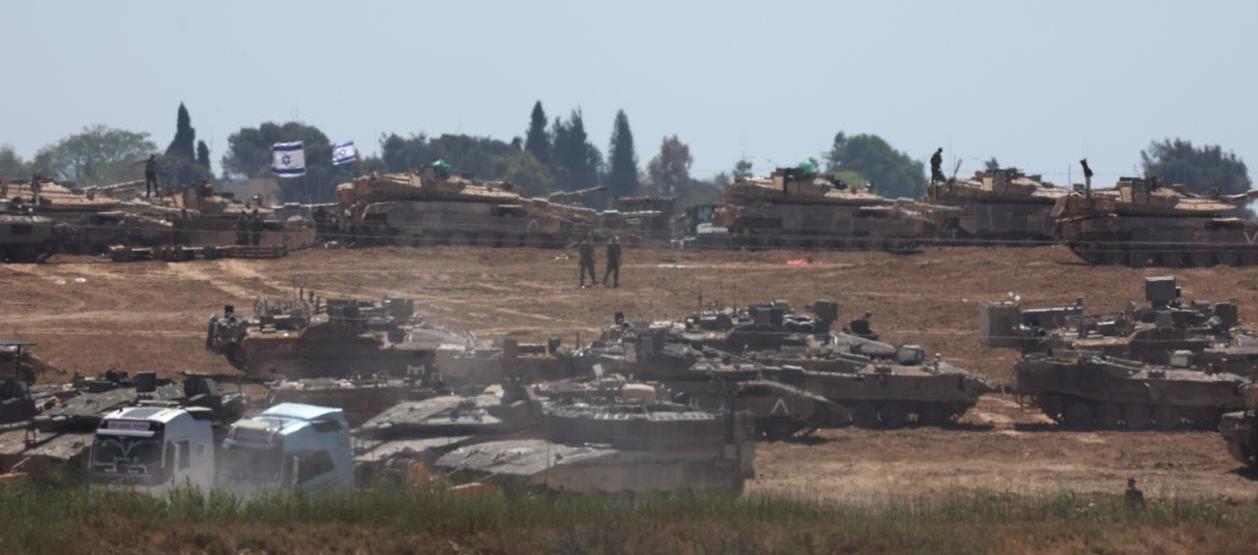 El Ejército de Israel cerca de la frontera con la Franja de Gaza. 