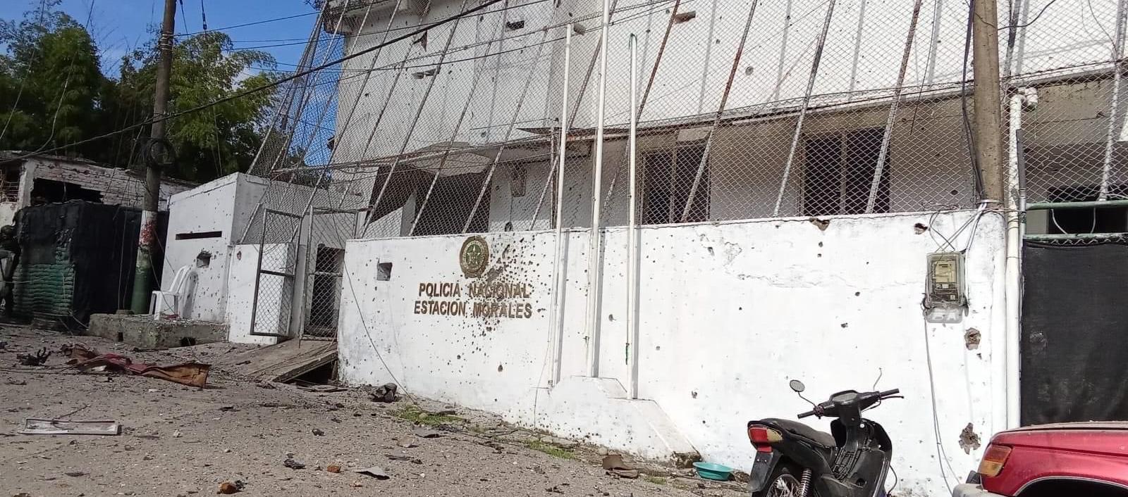 Así quedó la estación de Policía en Morales, Cauca.