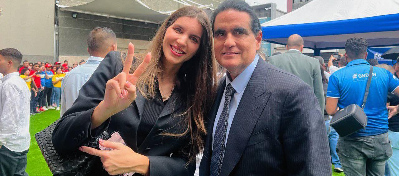 Camila Fabri y Alex Saab.