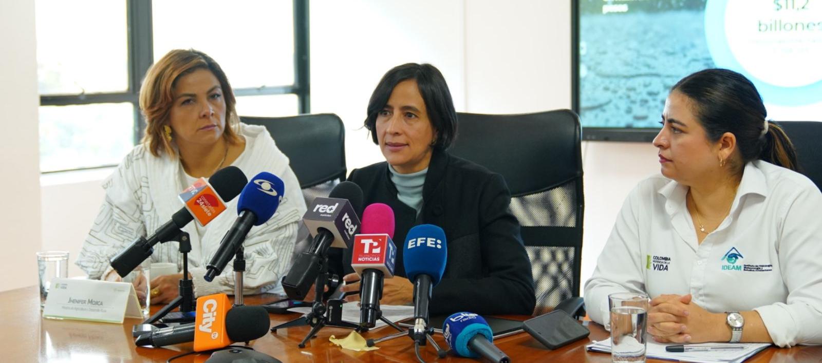 MinAmbiente con MinAgricultura y Directora del Ideam