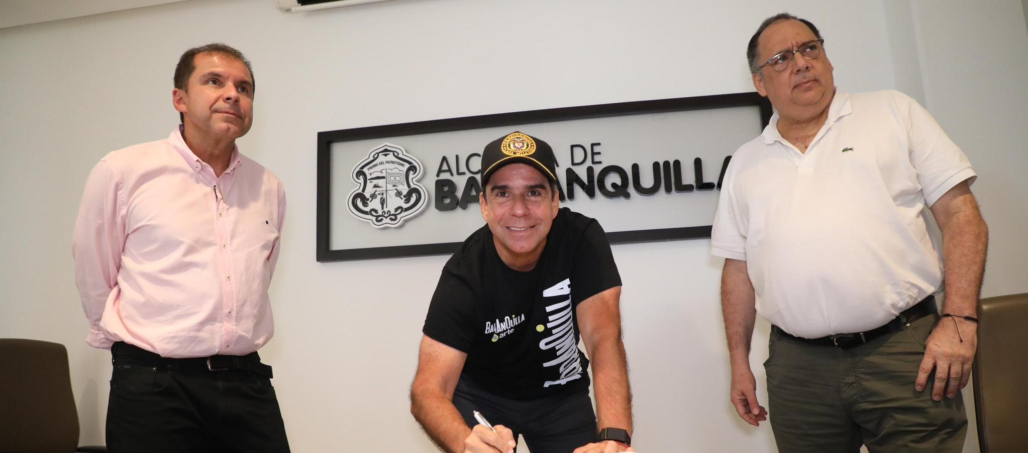 El Alcalde Alex Char.