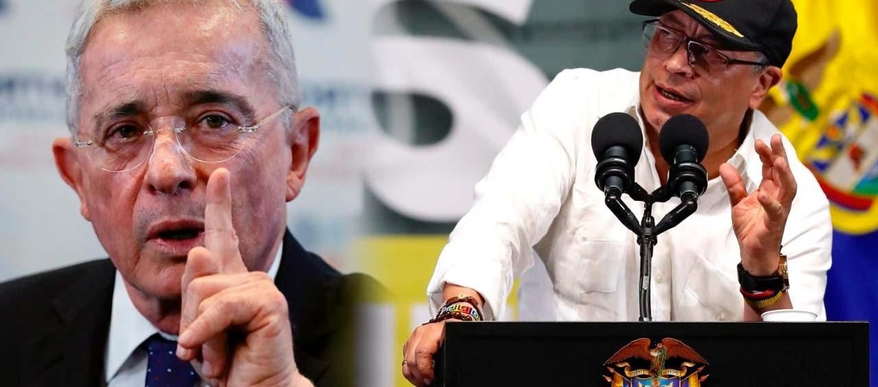 El exmandatario Álvaro Uribe y el presidente Gustavo Petro