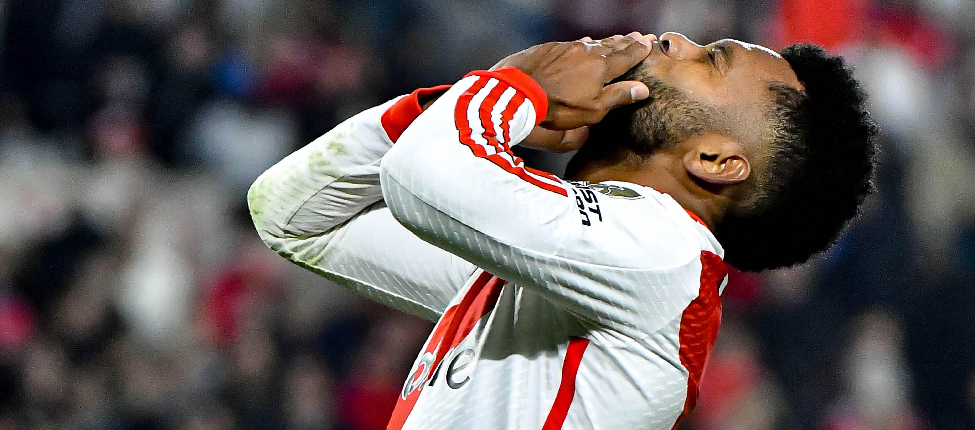 Miguel Ángel Borja en el festejo de uno de sus goles ante Deportivo Táchira.