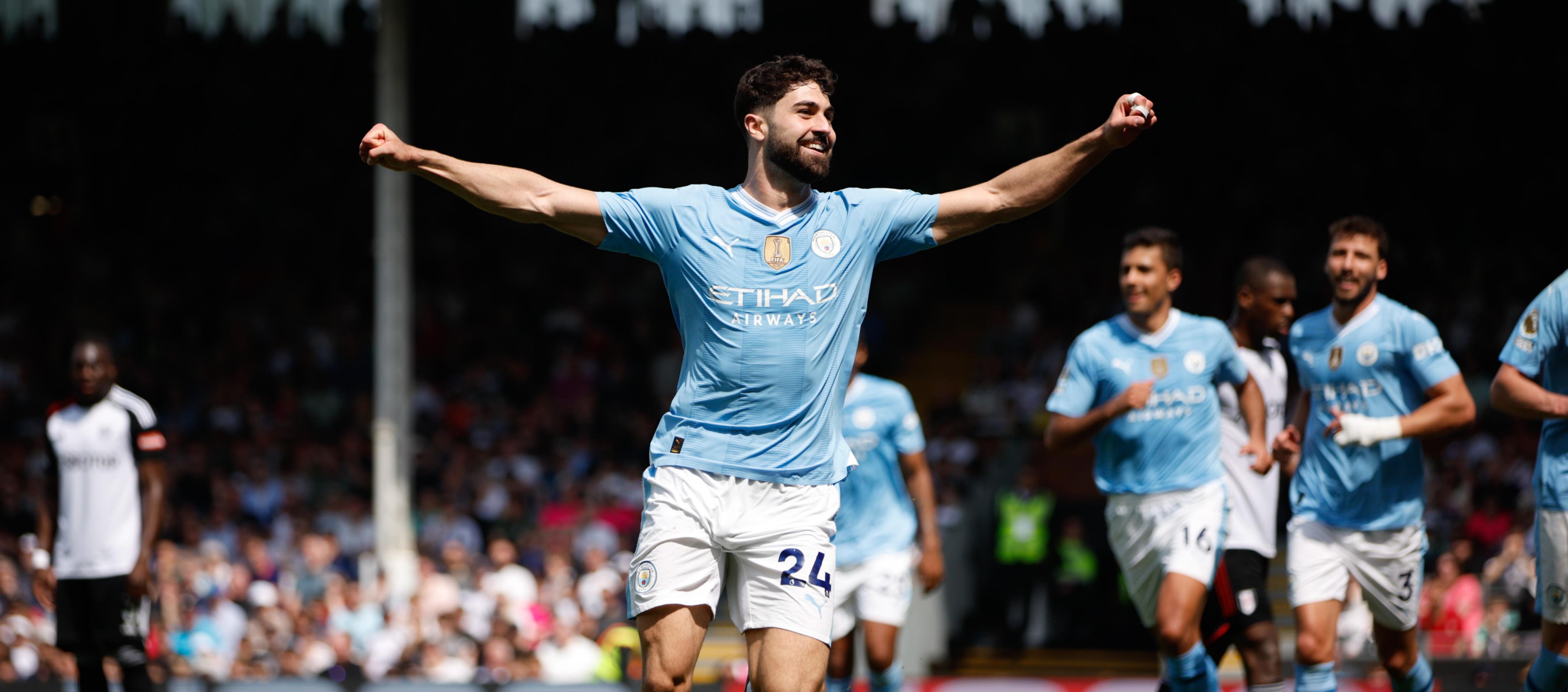 El croata Josko Gvardiol celebra su segundo gol contra el Fulham. 