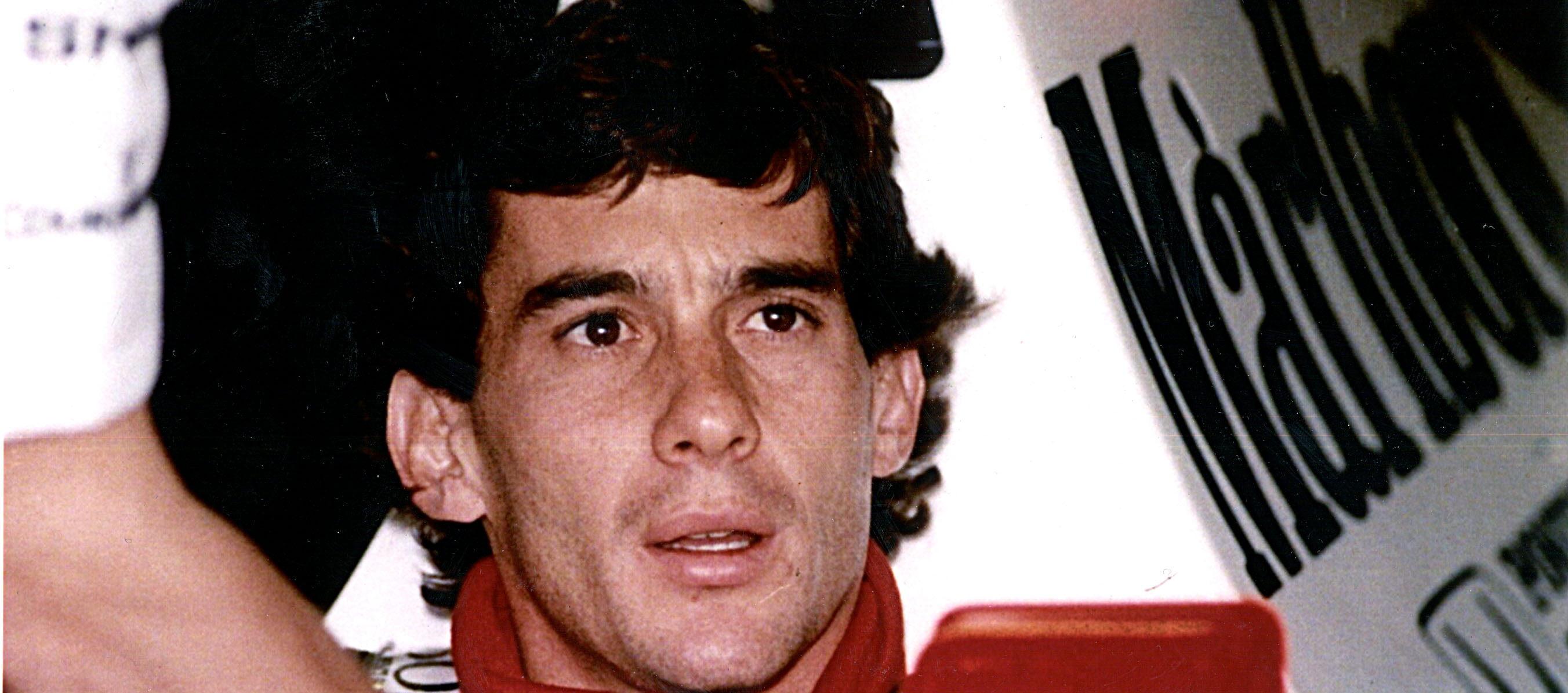 Ayrton Senna, piloto brasileño hace 30 años en Imola (Italia).