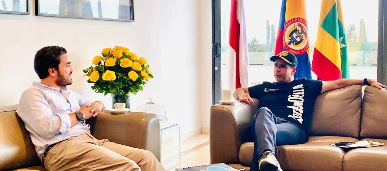 El alcalde Alejandro Char reunido con el presidente ejecutivo de FinTech.